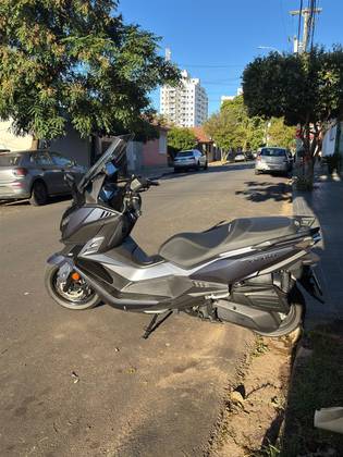 DAFRA CRUISYM 300 DAFRA CRUISYM 300